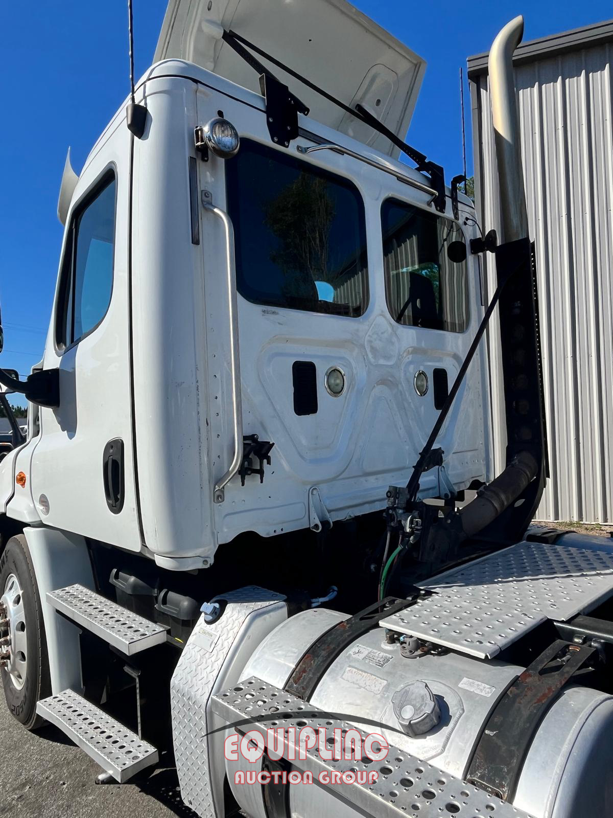 2016 Freightliner CASCADIA