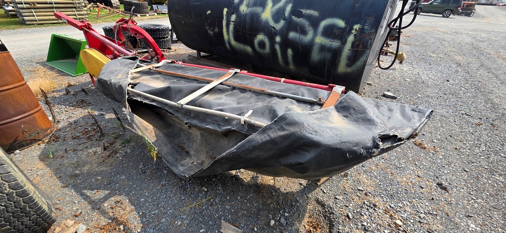 Photo of a 2019 Mahindra 504