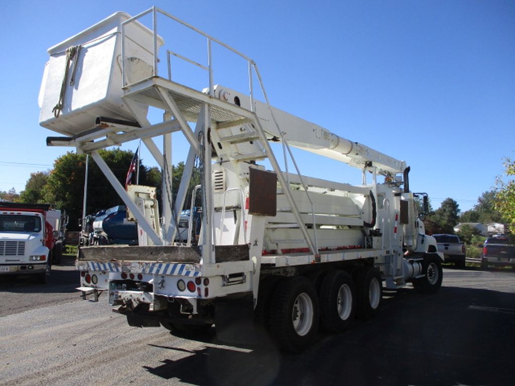 Photo of a 2015 Freightliner M2 
