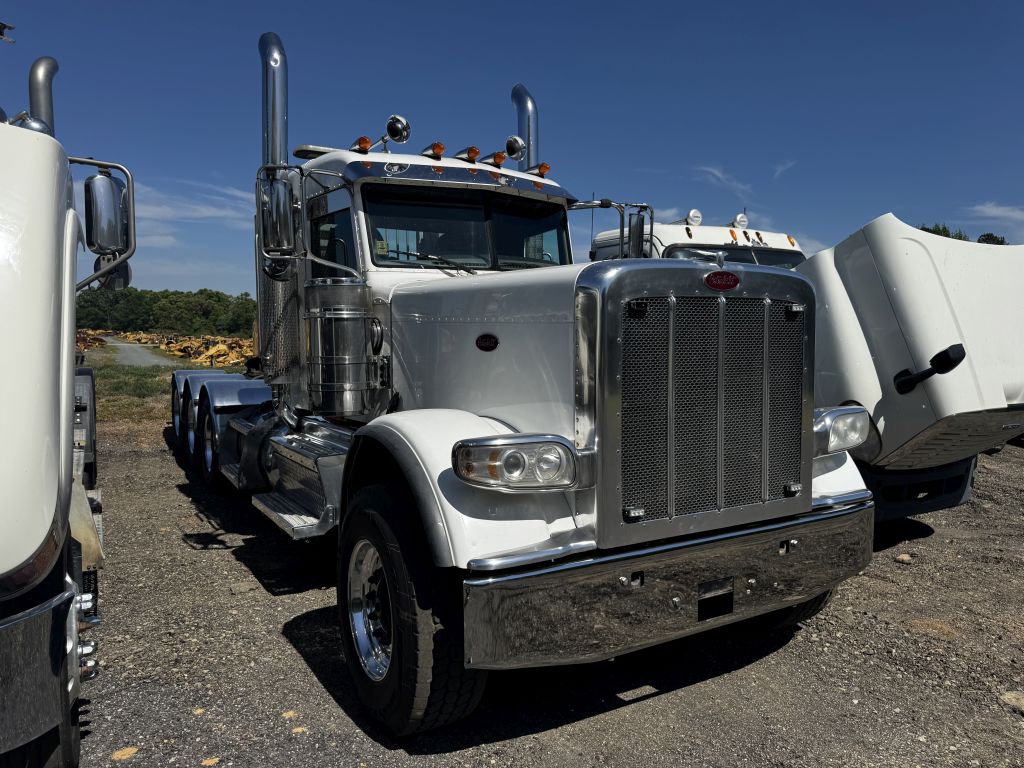 2018 PETERBILT