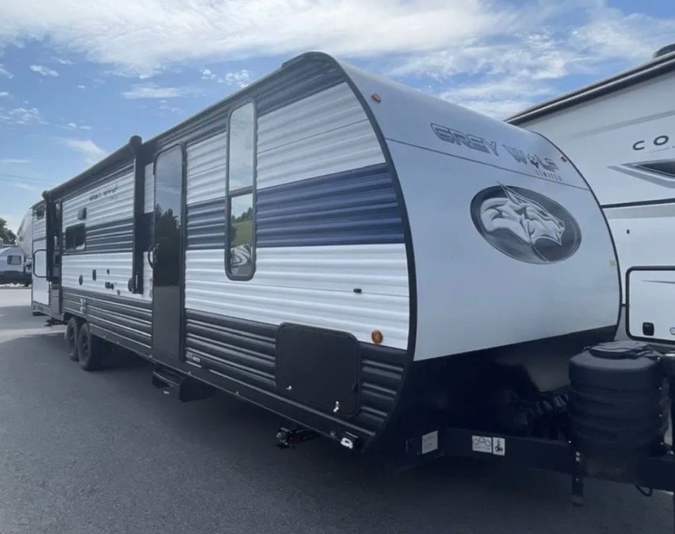 2024 Grey Wolf Limited Camper