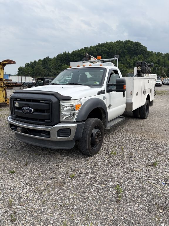 Photo of a 2012 Ford F-550