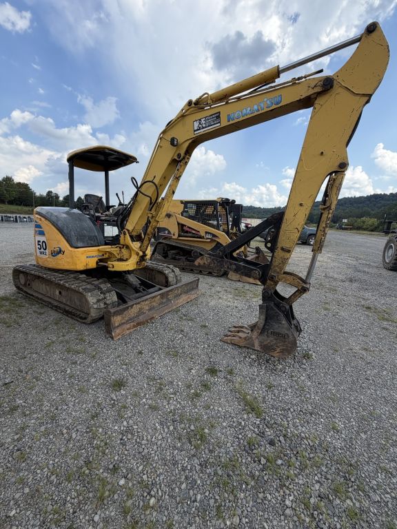 Komatsu PC50MR-2