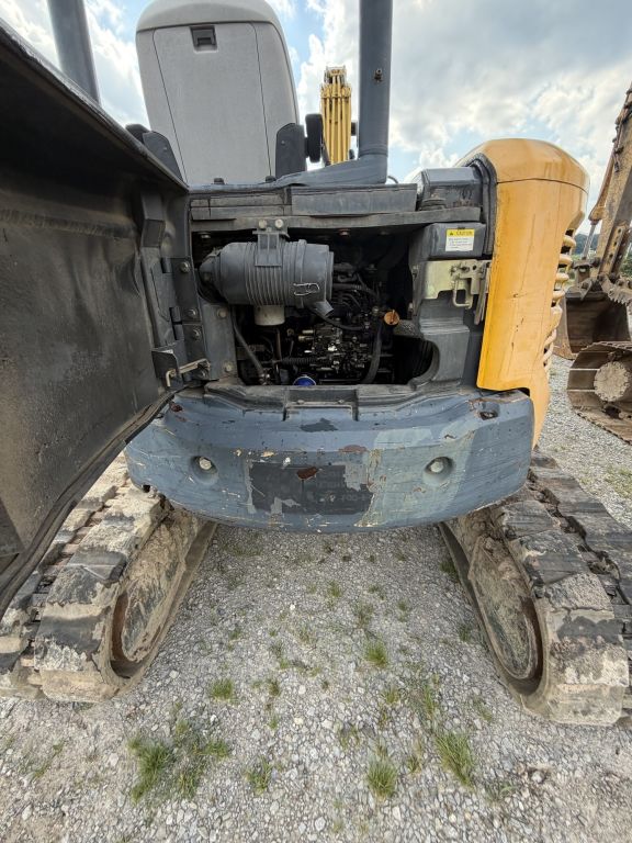 Komatsu PC50MR-2