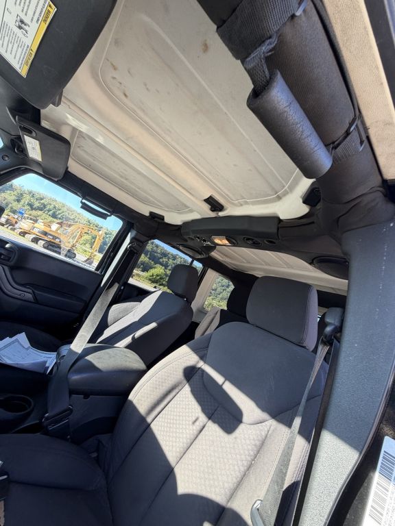 2013 Jeep WRANGLER