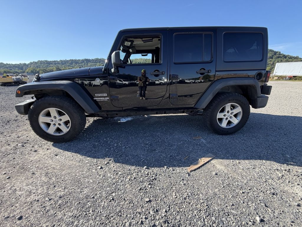 2013 Jeep WRANGLER