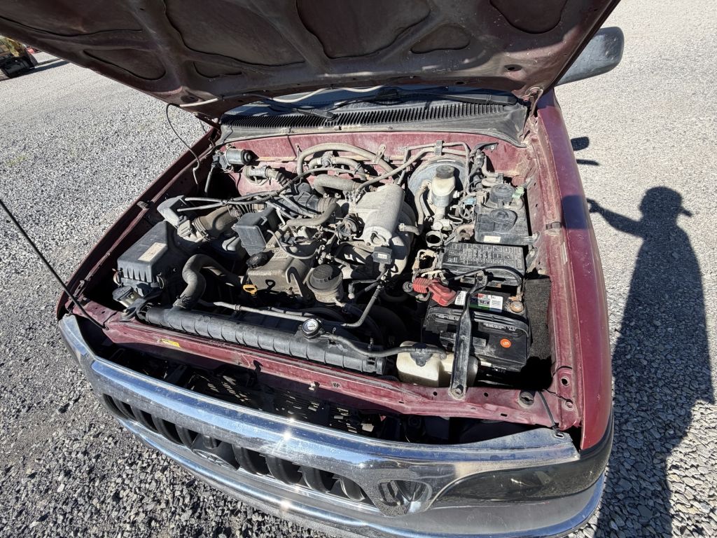 2001 Toyota TACOMA