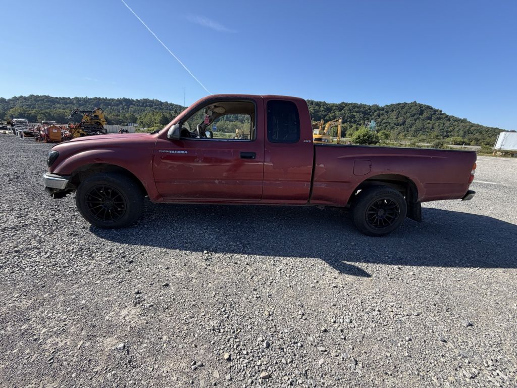 2001 Toyota TACOMA