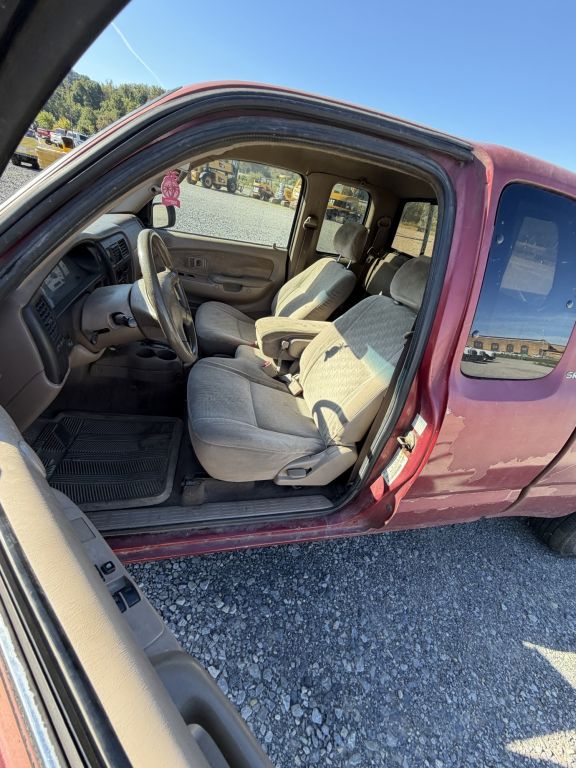 2001 Toyota TACOMA