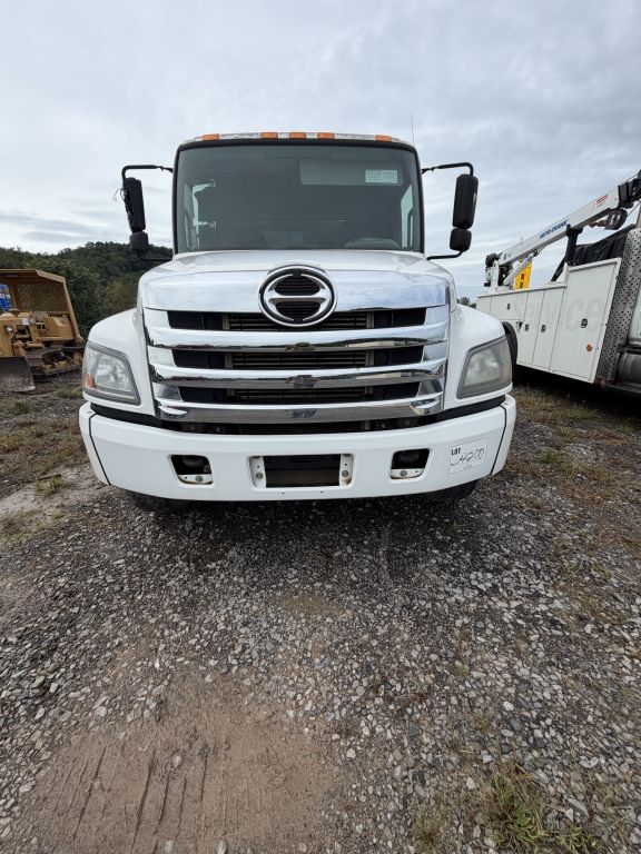 2014 Hino 338