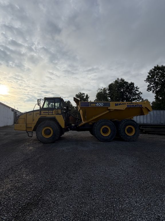 Komatsu HM400-3
