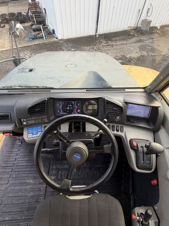 Komatsu HM400-3