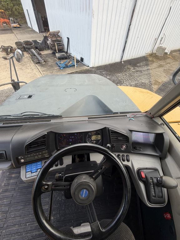 Komatsu HM400-3