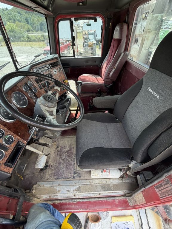1996 International 9400