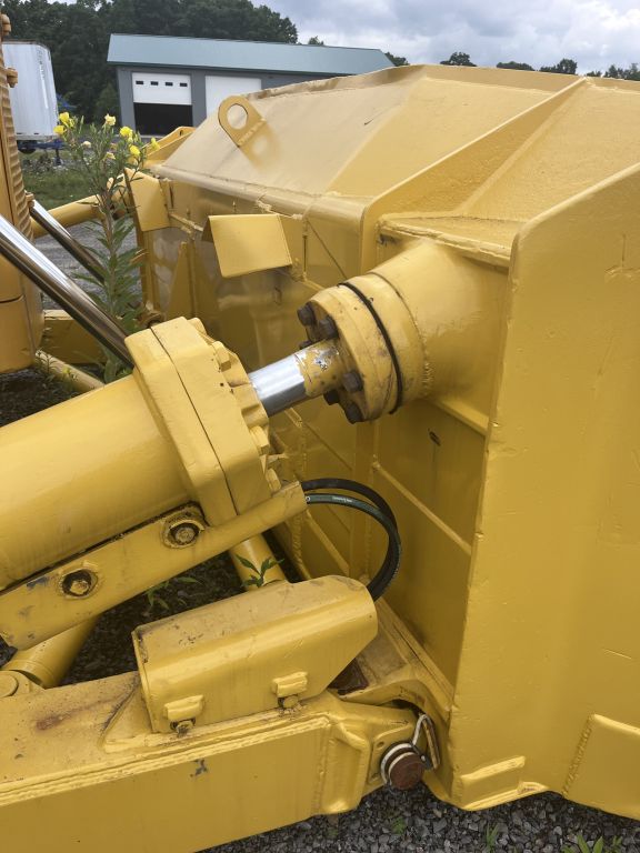 Caterpillar D9H