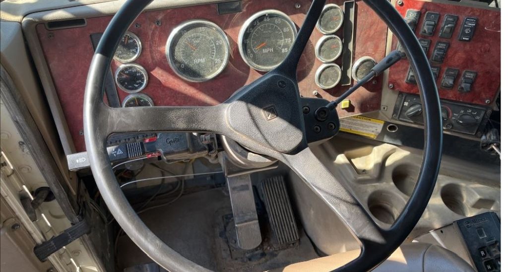 2004 International Harvester 5600I