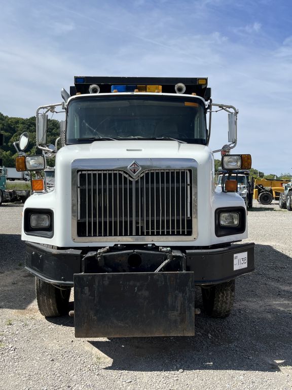 2004 International Harvester 5600I
