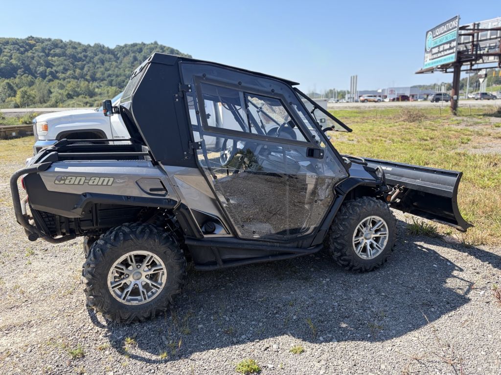 2013 Can Am COMMANDER