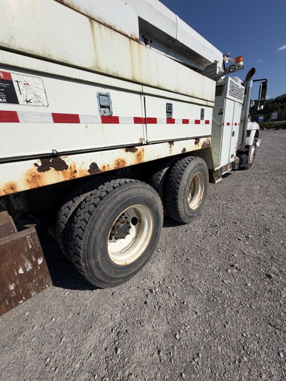 2008 International 7400