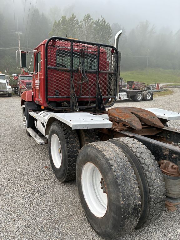 1994 Mack CH613