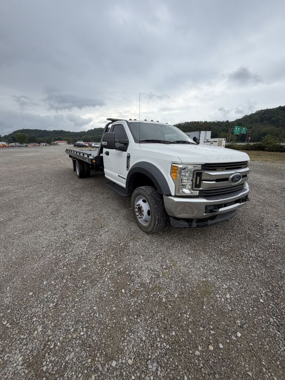 2017 Ford F550 XLT