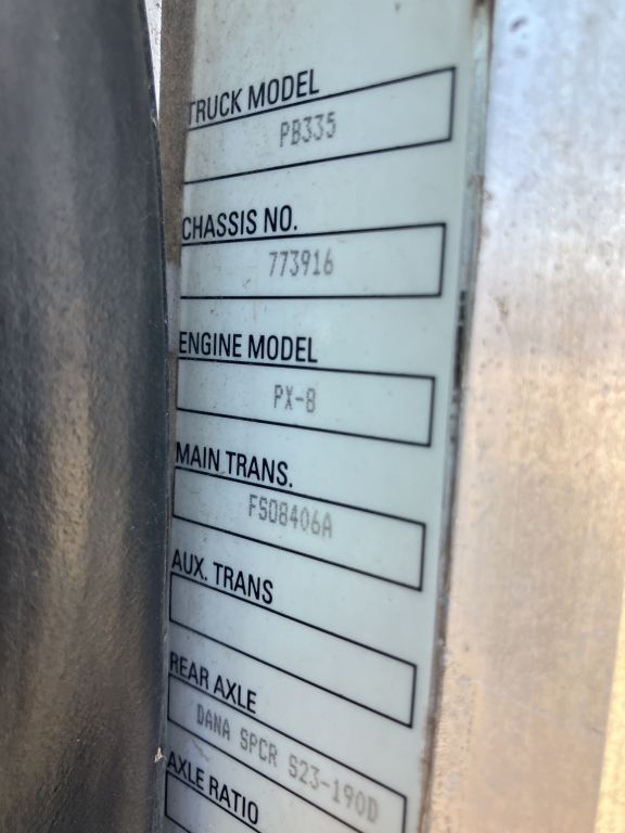 2009 Peterbilt PB335