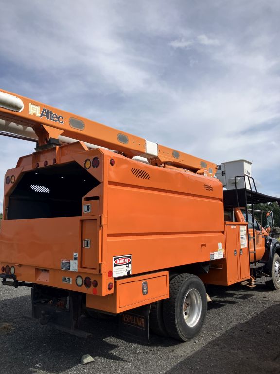2013 Ford F750