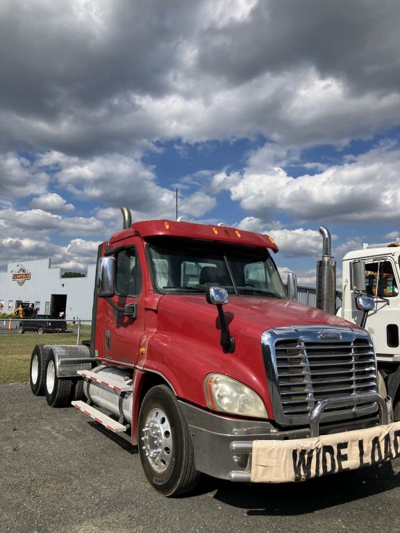 2010 Freightliner CASCADIA