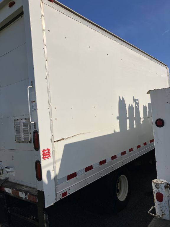 2014 Isuzu NPR