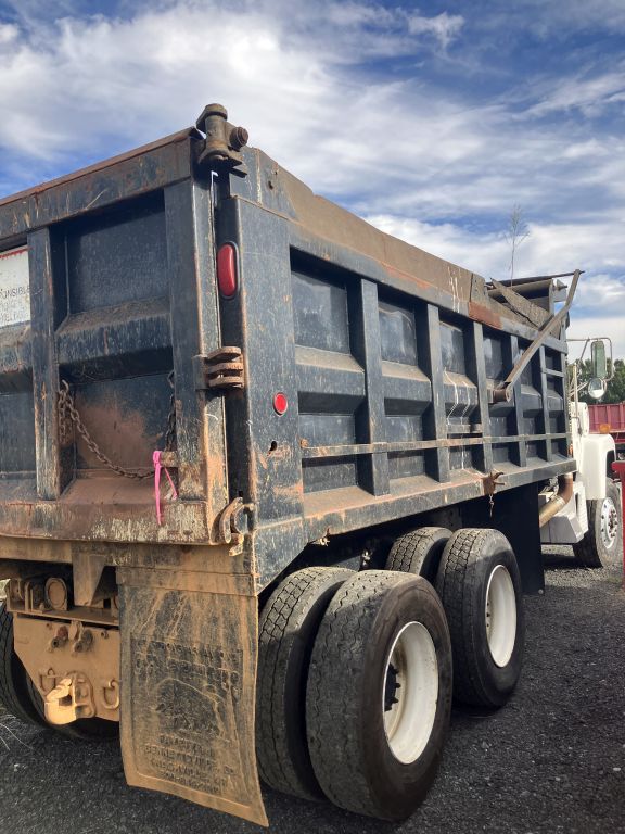 1973 Ford L9000