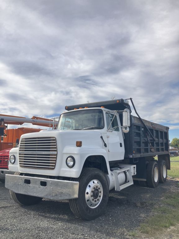 Photo of 1973 Ford L9000