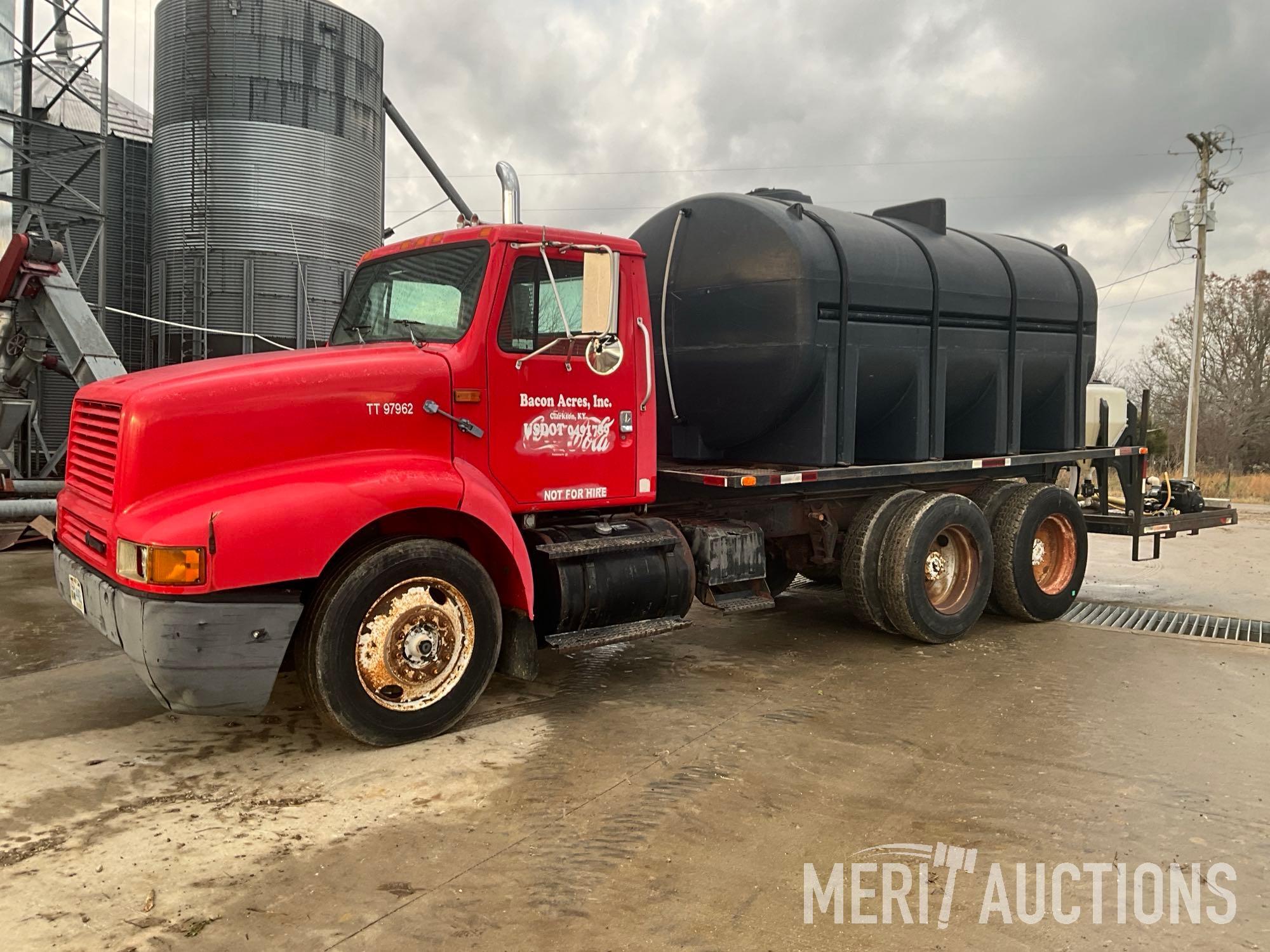 Photo of a 1997 International 8200