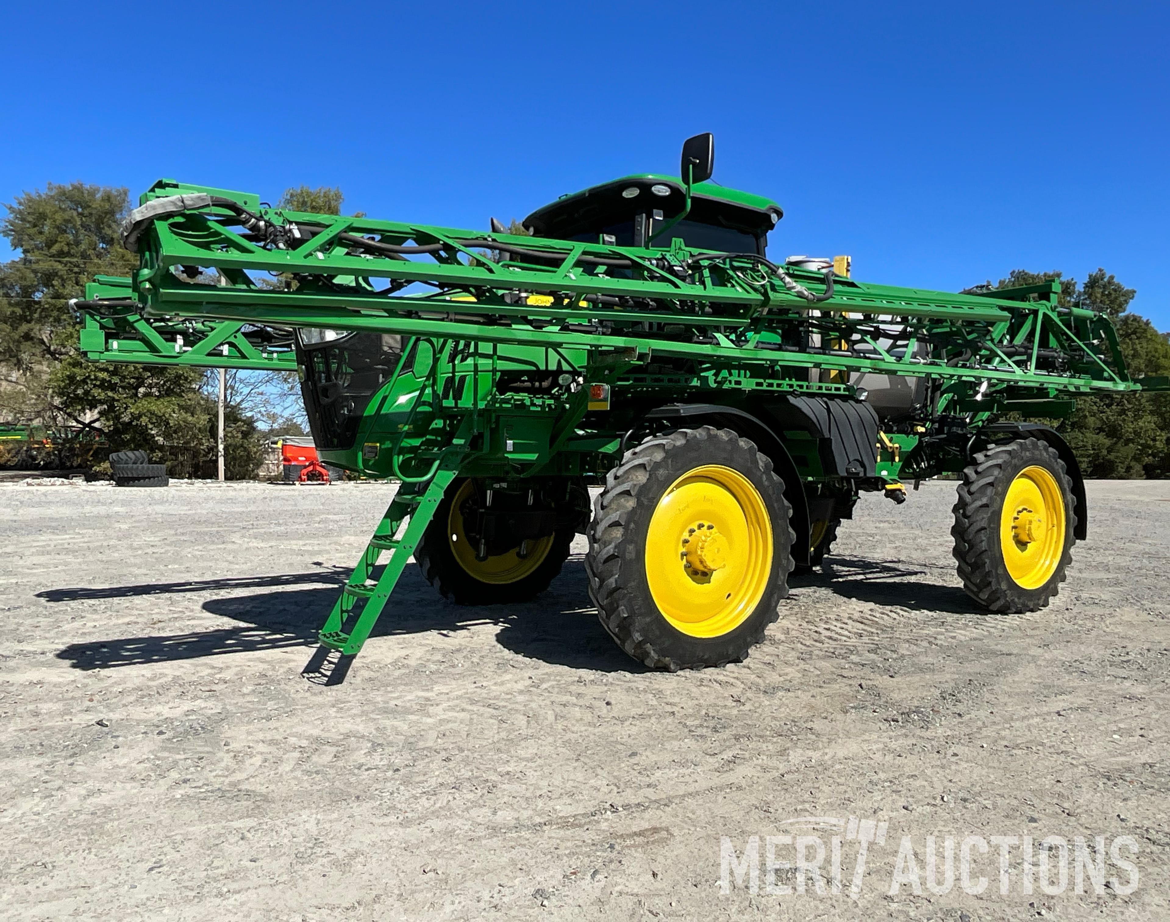 2021 John Deere R4038 Sprayer