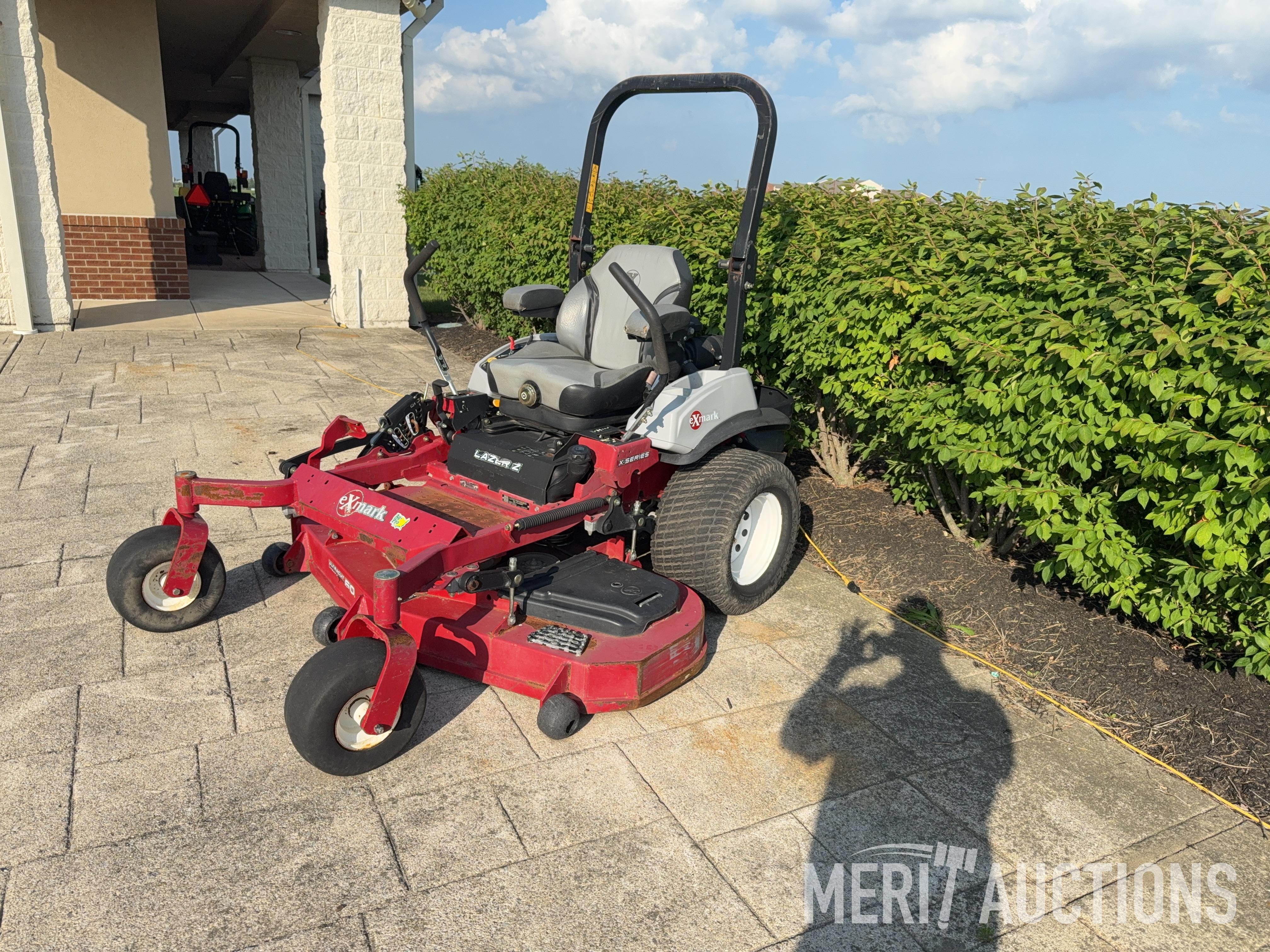 2019 eXmark LZX921GKA Zero Turn