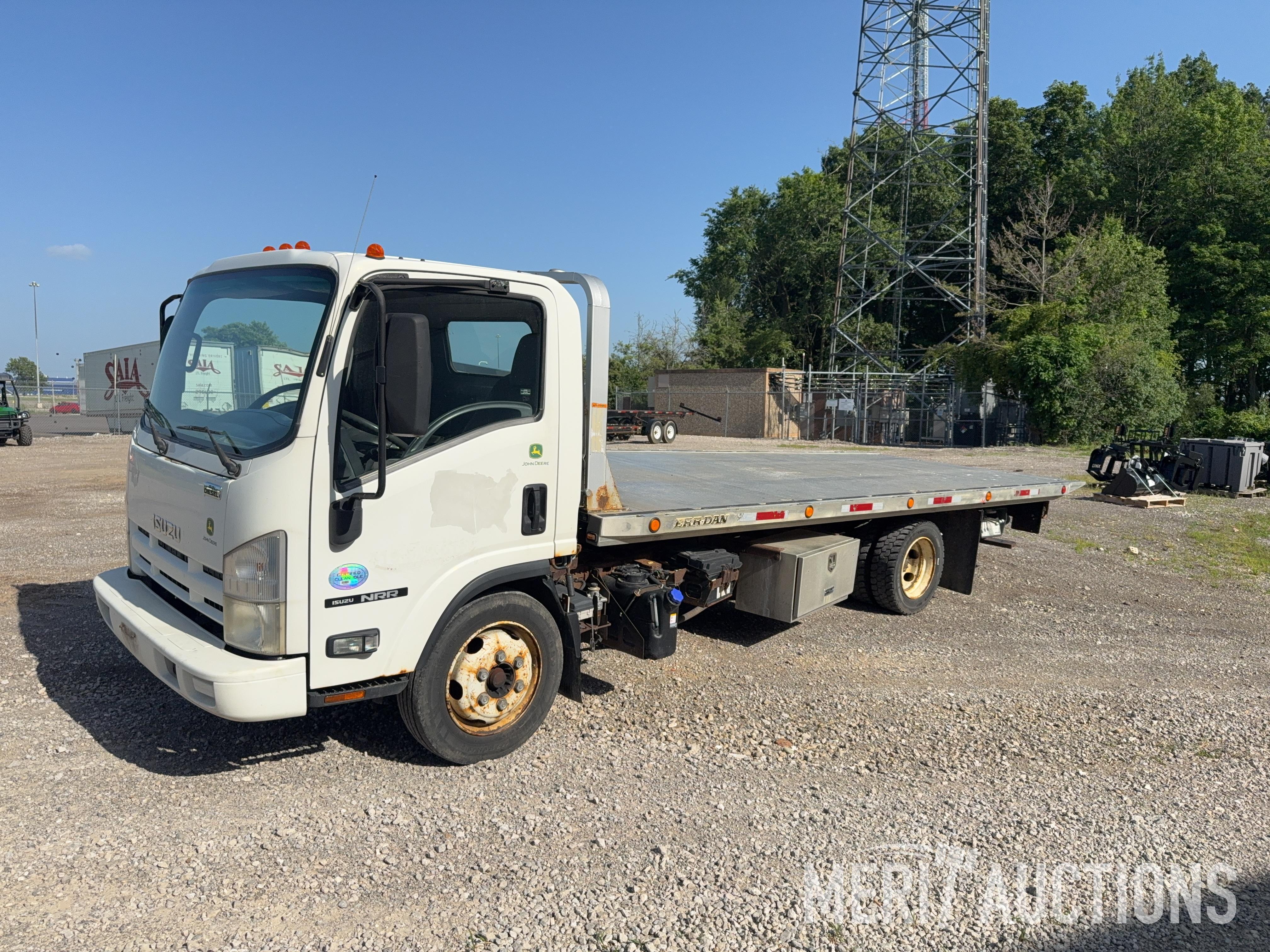 2013 Isuzu NPR Roll Back Truck