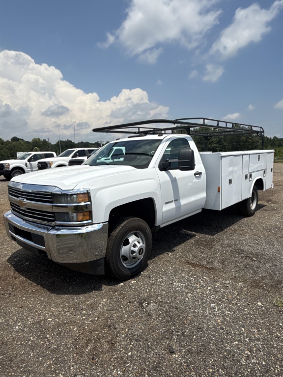 Photo of a 2015 Chevrolet Silverado