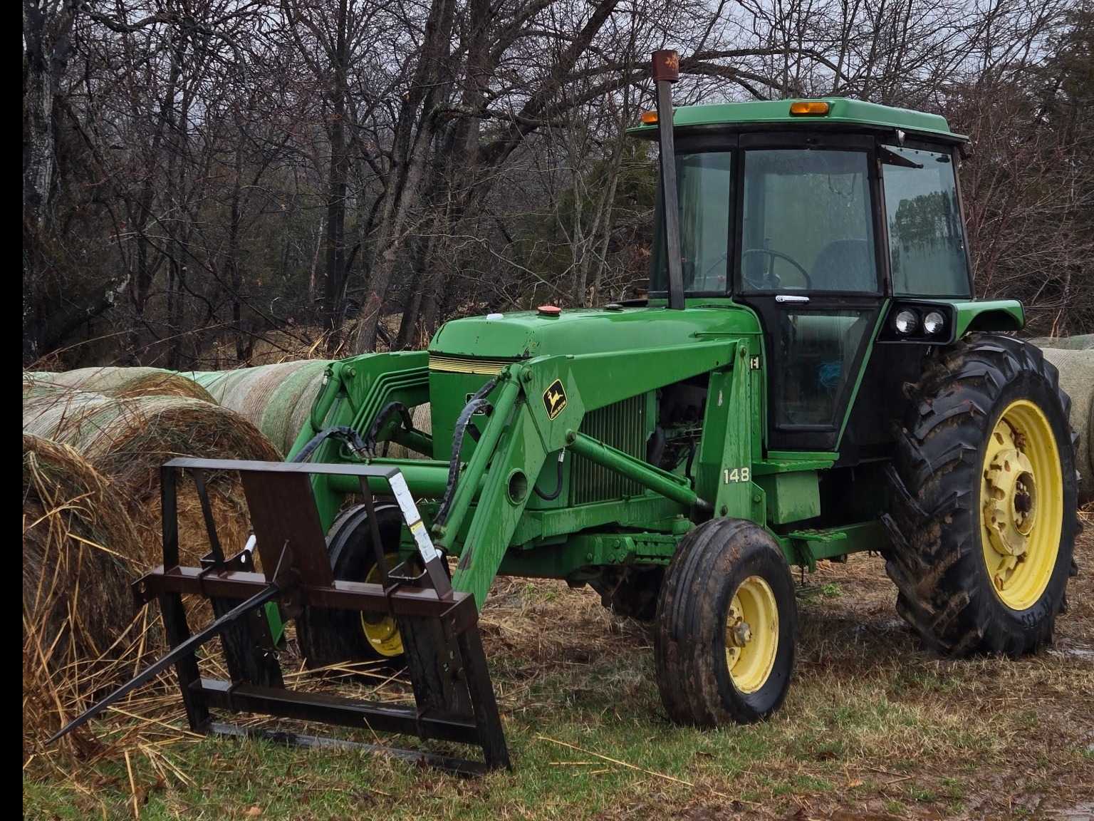 1983 John Deere 2940