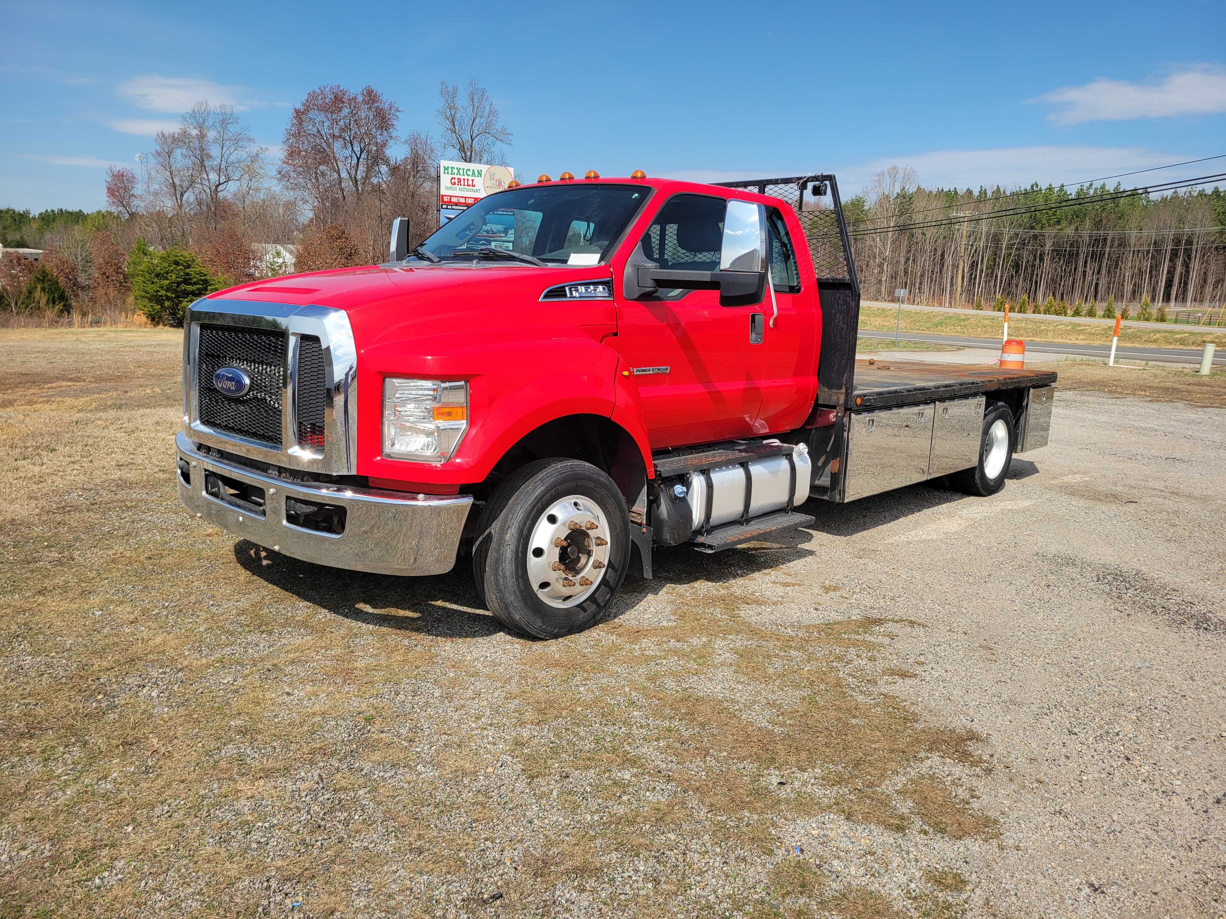 2016 Ford F650 Ext Cab Flatbed Truck