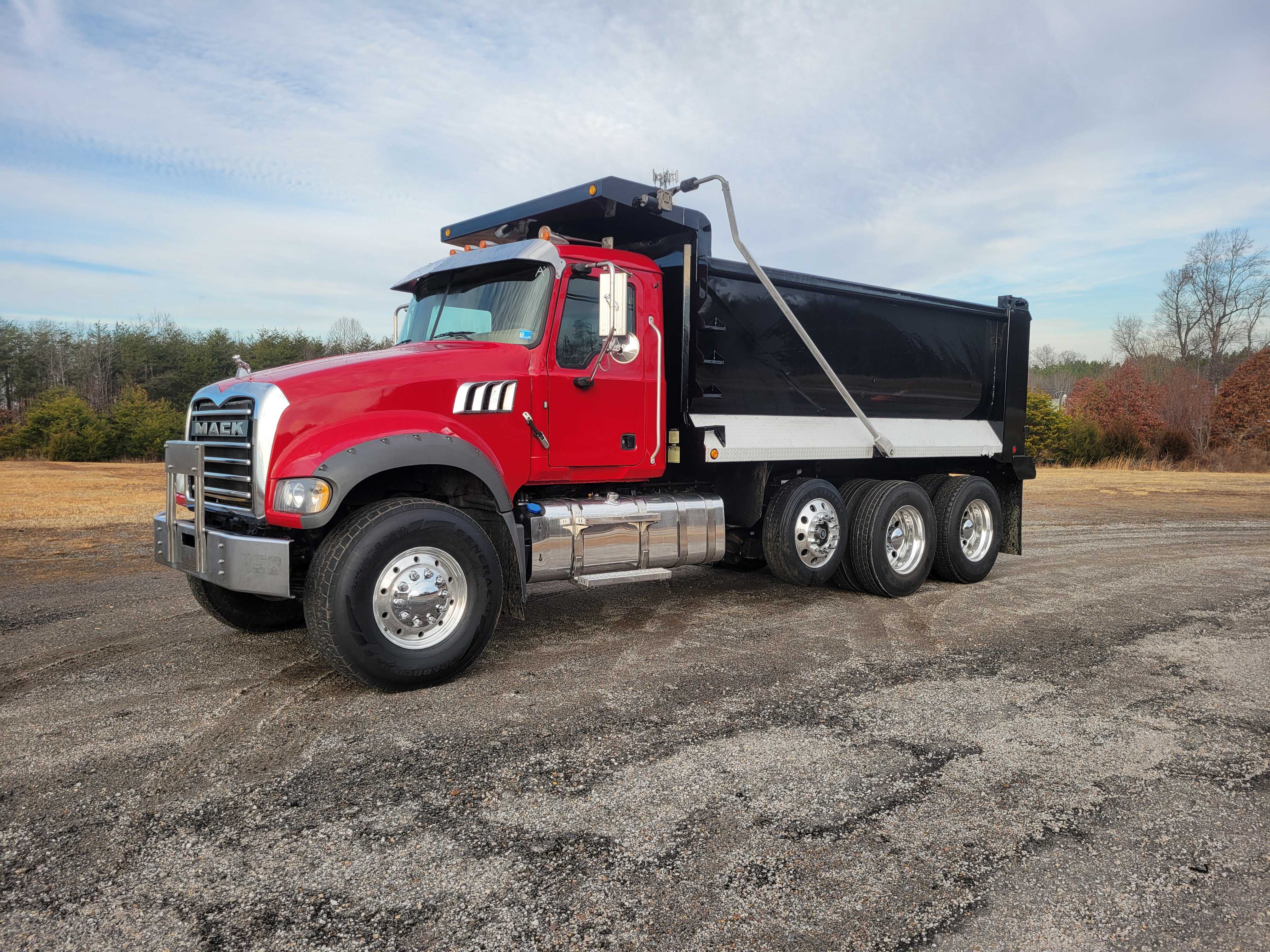 2015 Mack Granite GU713  Tri-Axle Dump