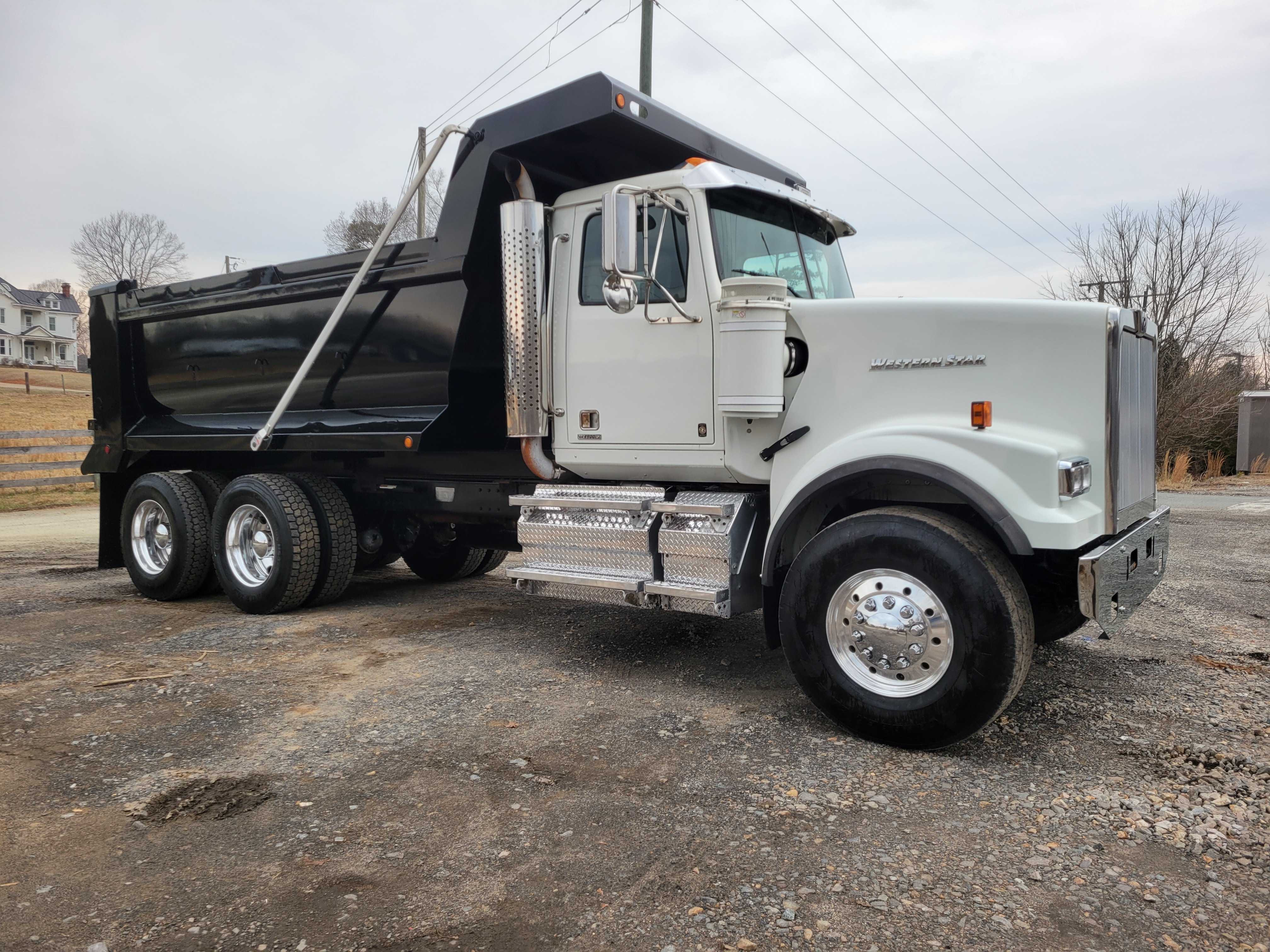 2018 Western Star 4900 Tandem Dump