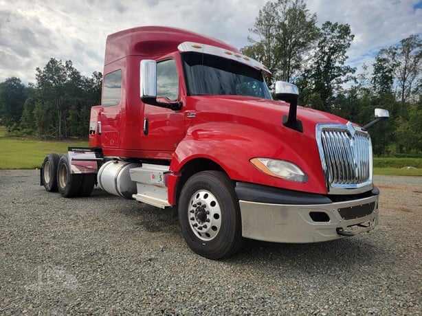 2019 International LT625 Sleeper 48