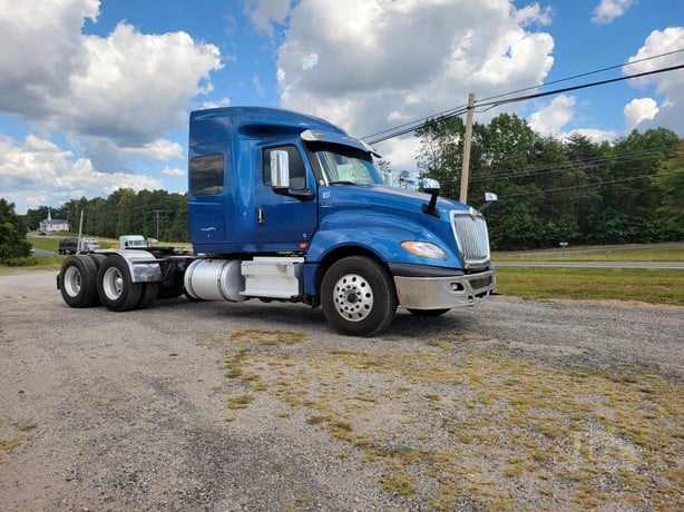 2020 International LT625 48