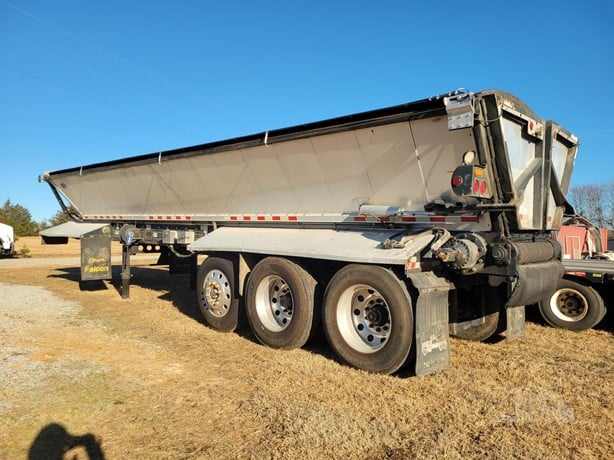 2016 Etnyre Falcon Live Bottom Trailer