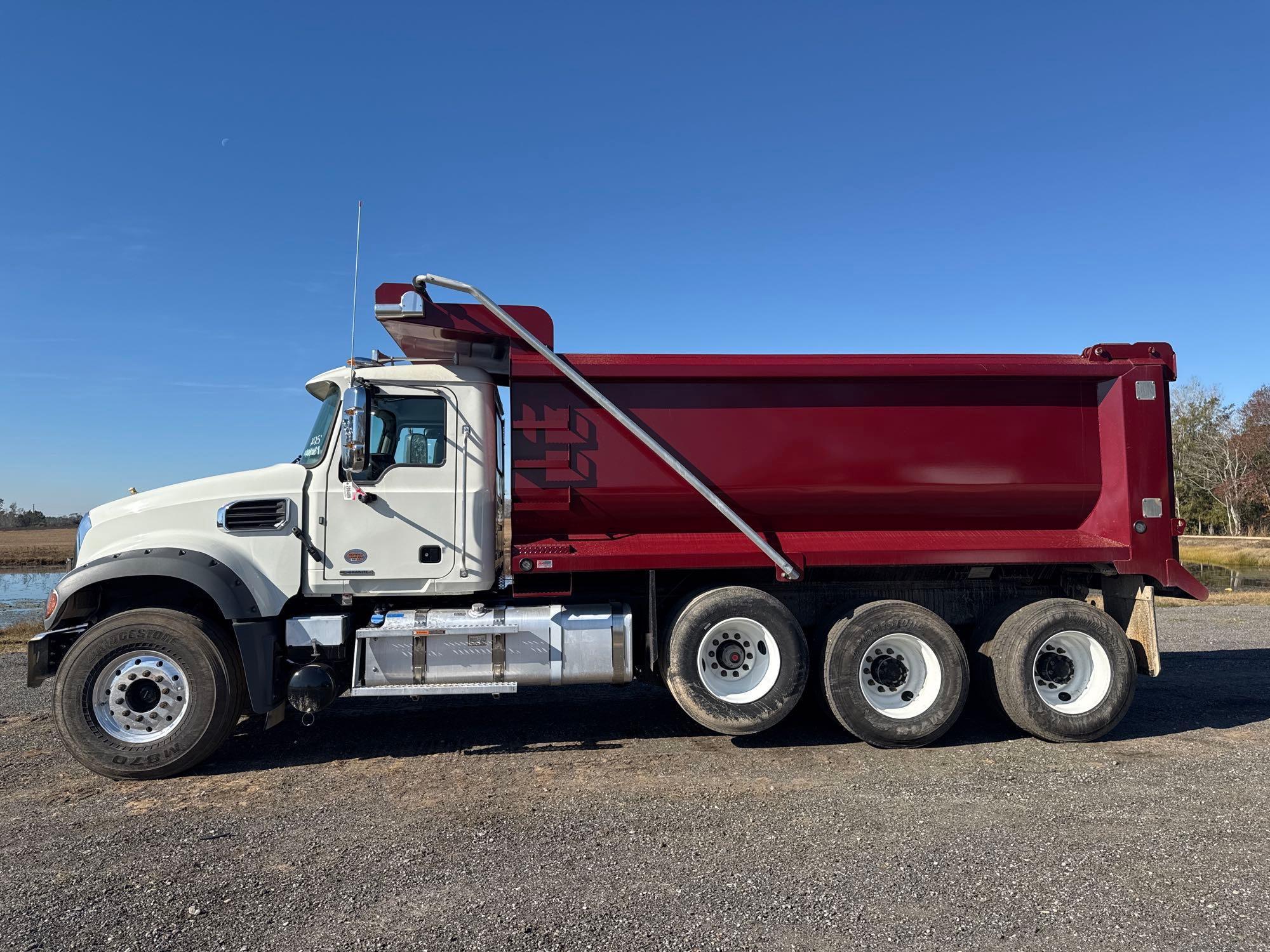2025 MACK GRANITE GR64F DUMP TRUCK