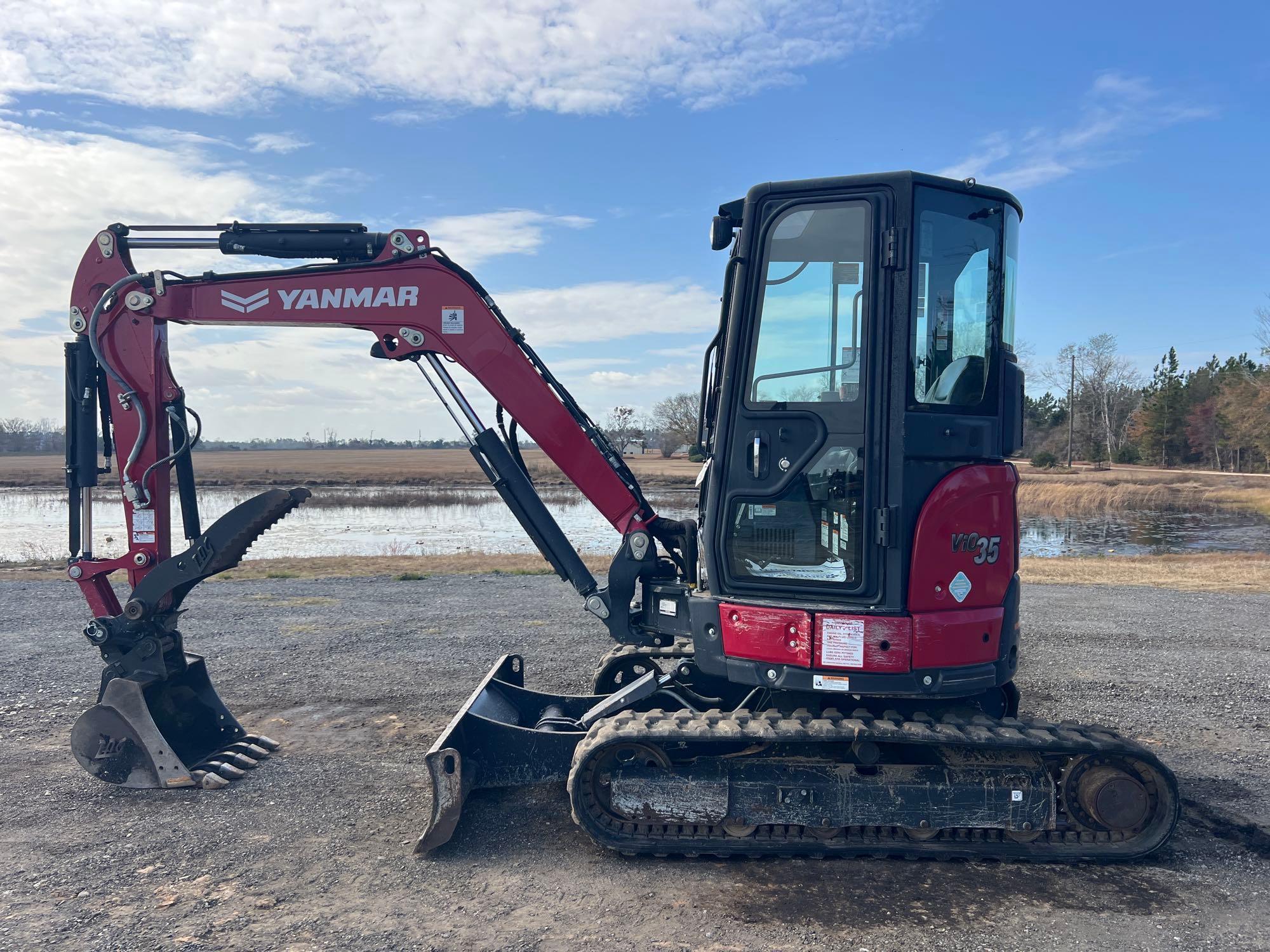 YANMAR VIO35-6A EXCAVATOR