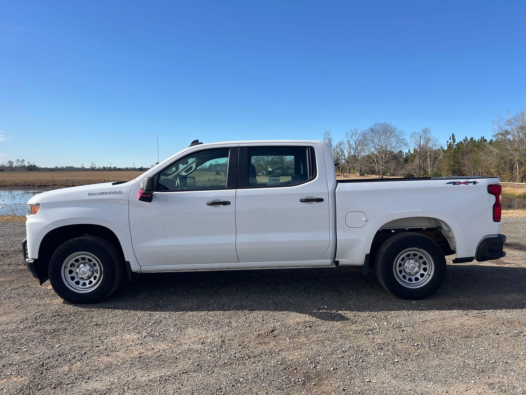 2019 CHEVROLET SILVERADO CREW CAB TRUCK