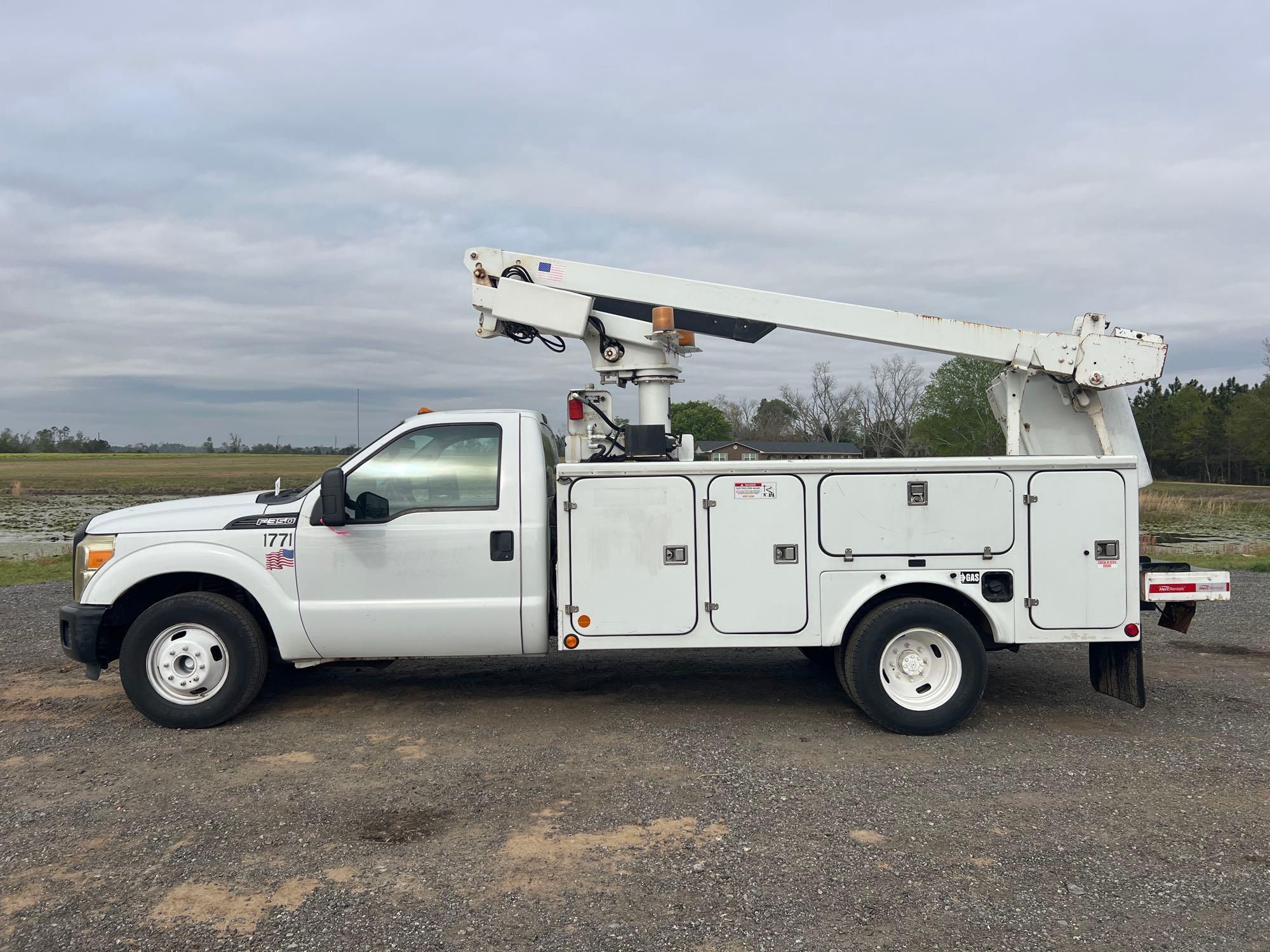 2015 FORD F350 XL SUPER DUTY BUCKET TRUCK