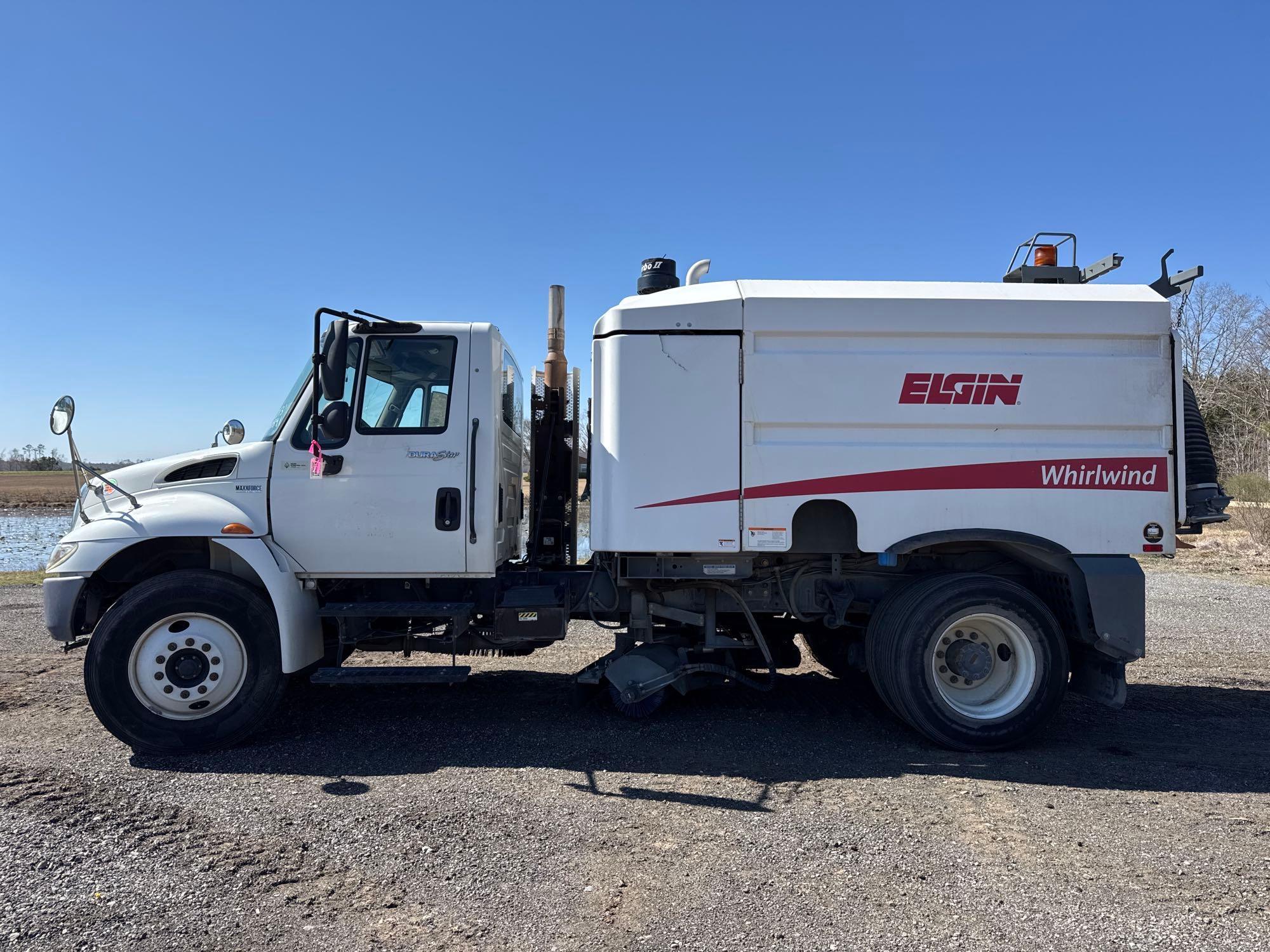 2013 INTERNATIONAL DURASTAR 4300 M7 SWEEPER TRUCK