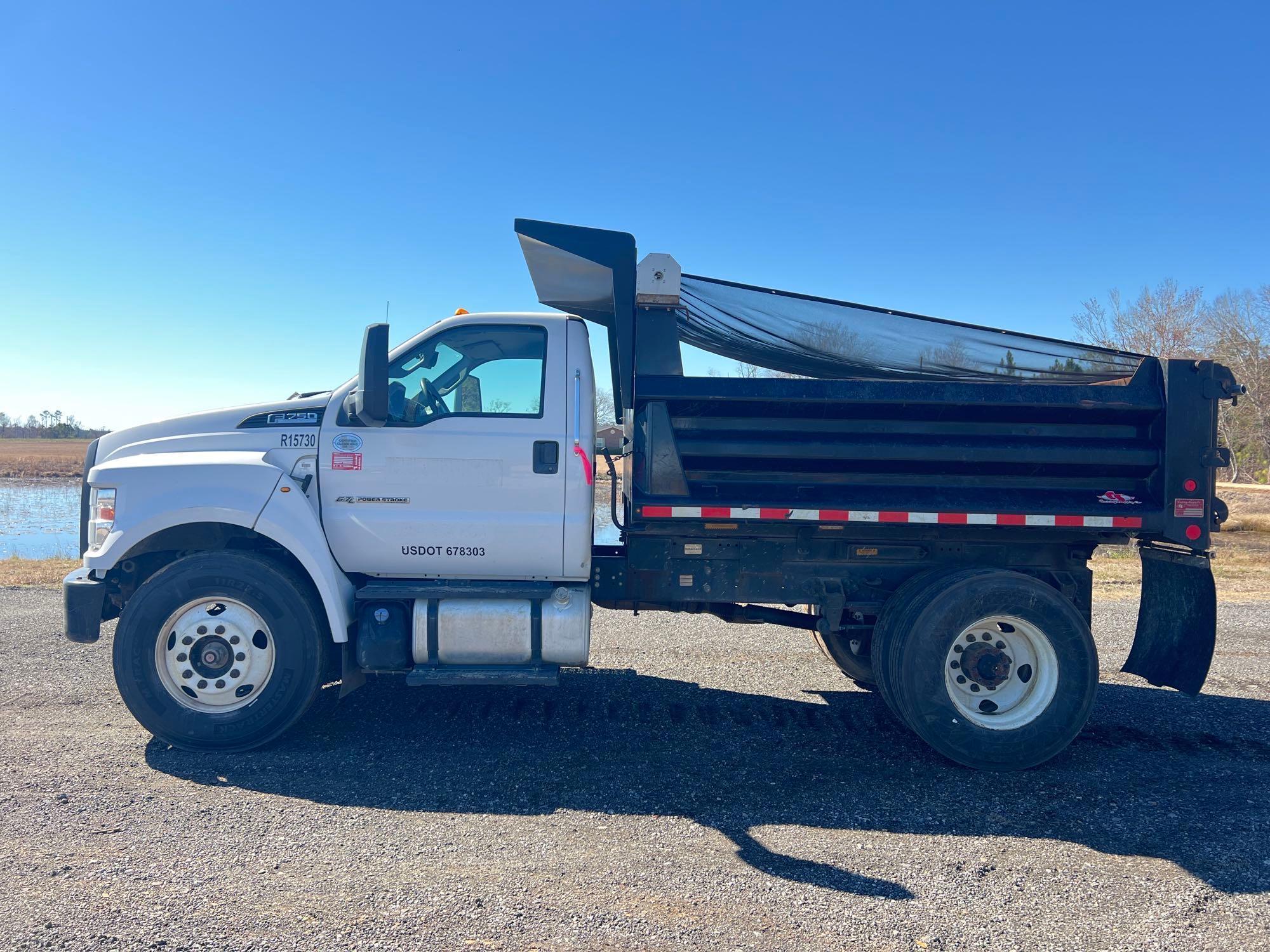 2022 FORD F-750 SUPER DUTY DUMP TRUCK