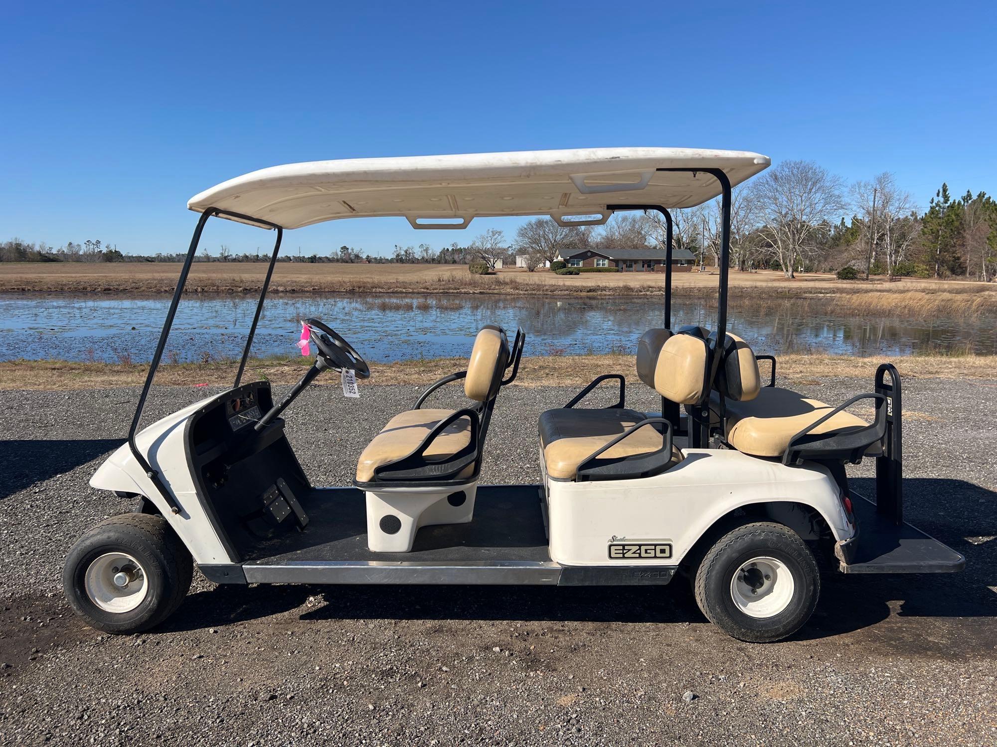 EZ-GO GAS GOLF CART